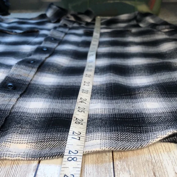 Lucky Brand Men's plaid flannel, spread collar, button frt, classic fit - sz L - Picture 8 of 13